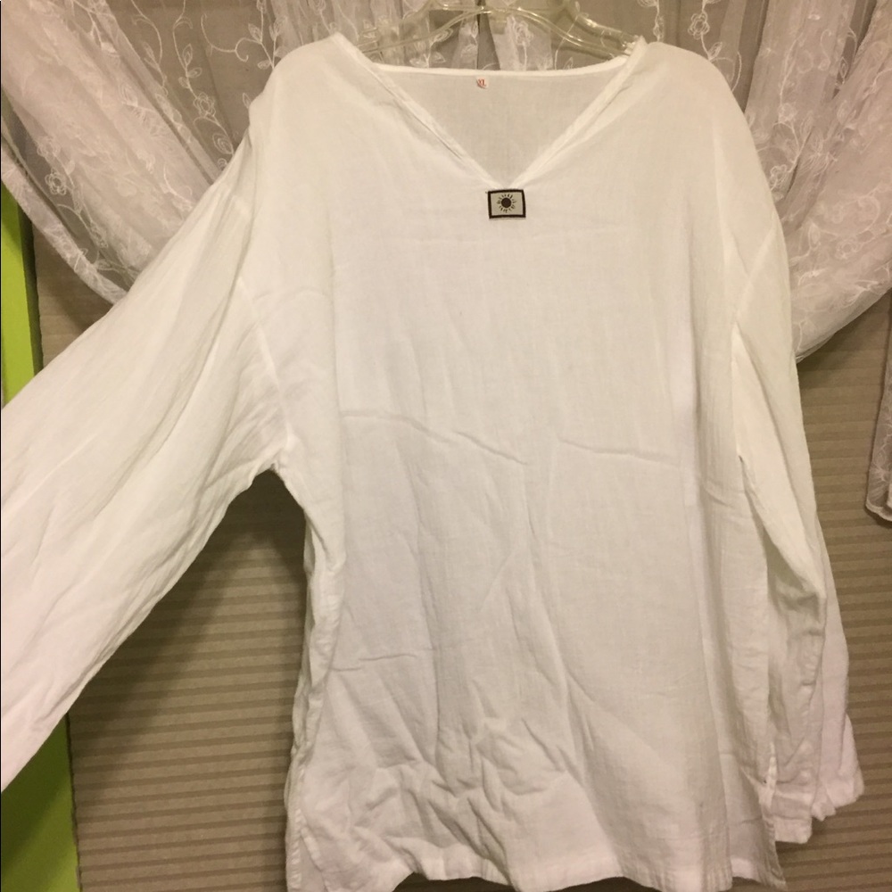 Sheer, breathable casual blouse!